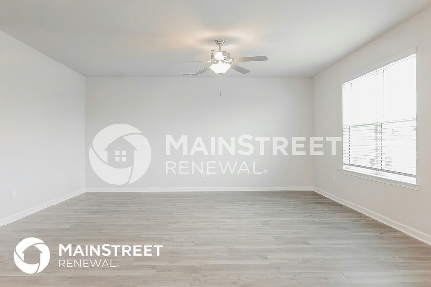 Building Photo - 2416 Alberto Dr