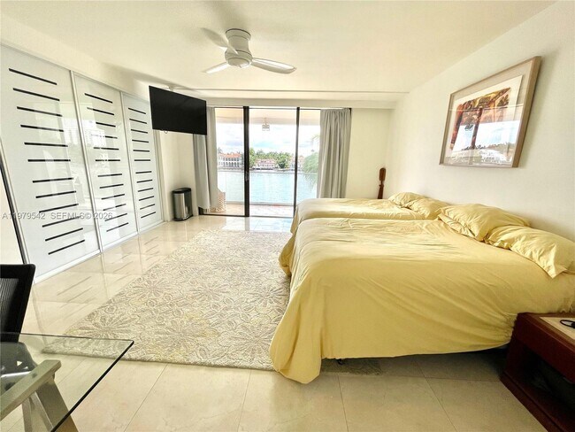 Building Photo - 19707 Turnberry Way