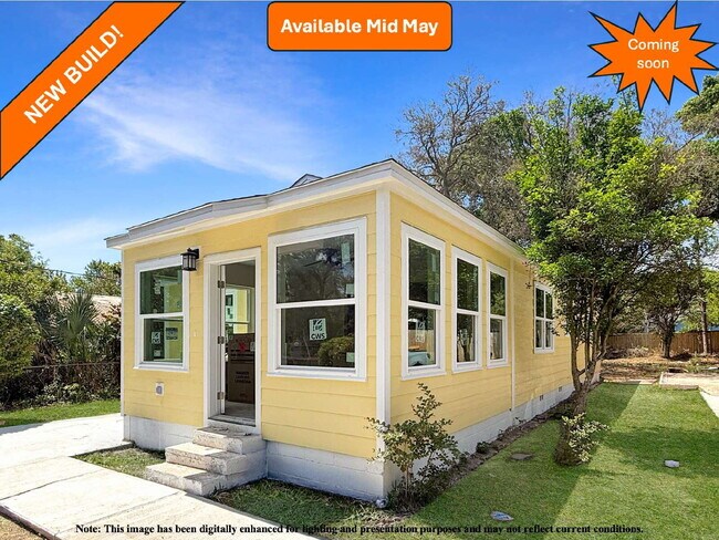 Building Photo - Newly Renovated| Modern Finishes | Prime Location