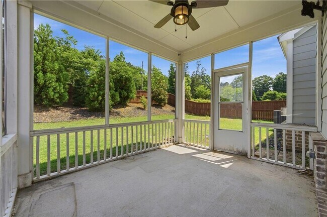 Building Photo - 1900 Azure Grove Ct
