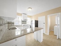 Building Photo - 24 Montvale St