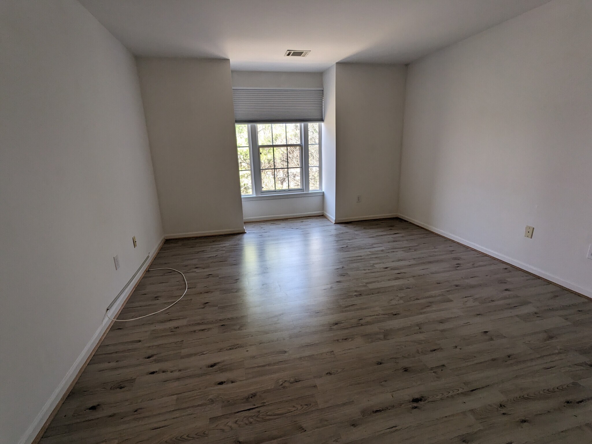 Building Photo - 13101 Briarcliff Ter