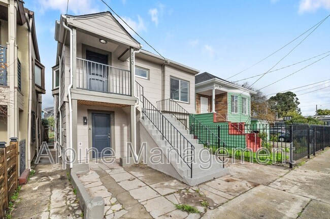 Building Photo - 830 47th St