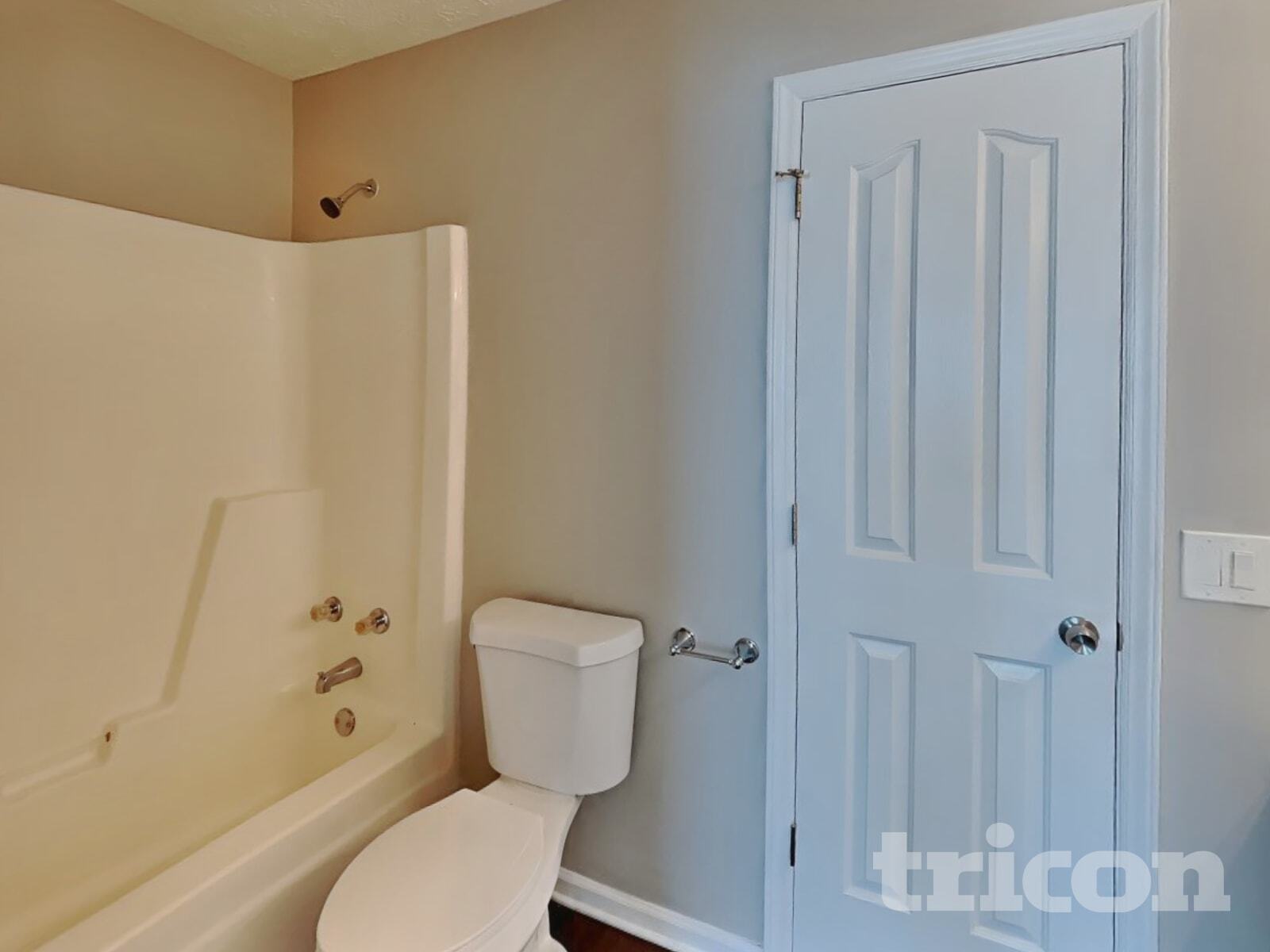 Building Photo - 1526 Amberwood Cir