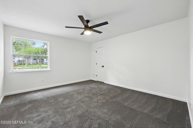 Building Photo - 13600 Emerald Cove Ct