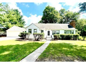 Building Photo - 3260 US-61