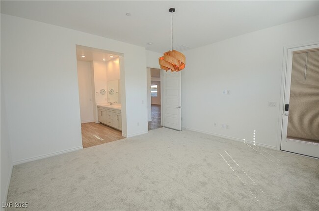 Building Photo - 12457 Heritage Bend Dr
