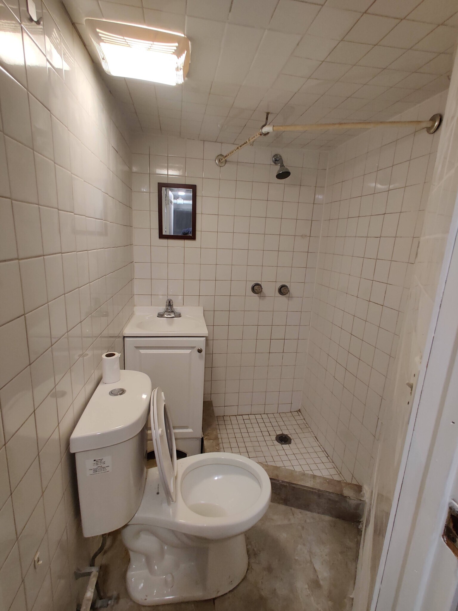 Building Photo - 10906 95th Ave