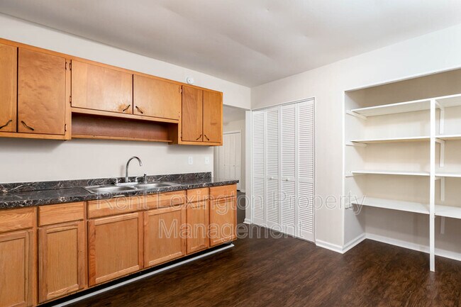 Building Photo - 145 Newcastle St