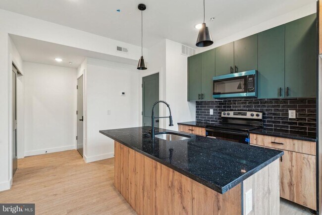 Building Photo - 4243 Mantua Ave