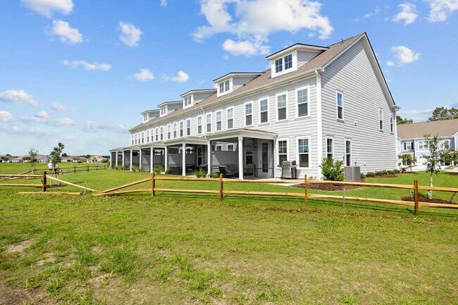 Building Photo - 5115 Double Eagle Wy