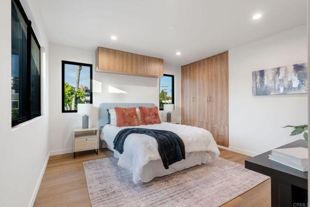 Building Photo - 5610 Bellevue Ave