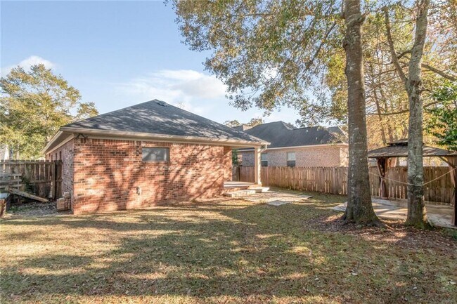 Building Photo - 1054 Linlen Ave