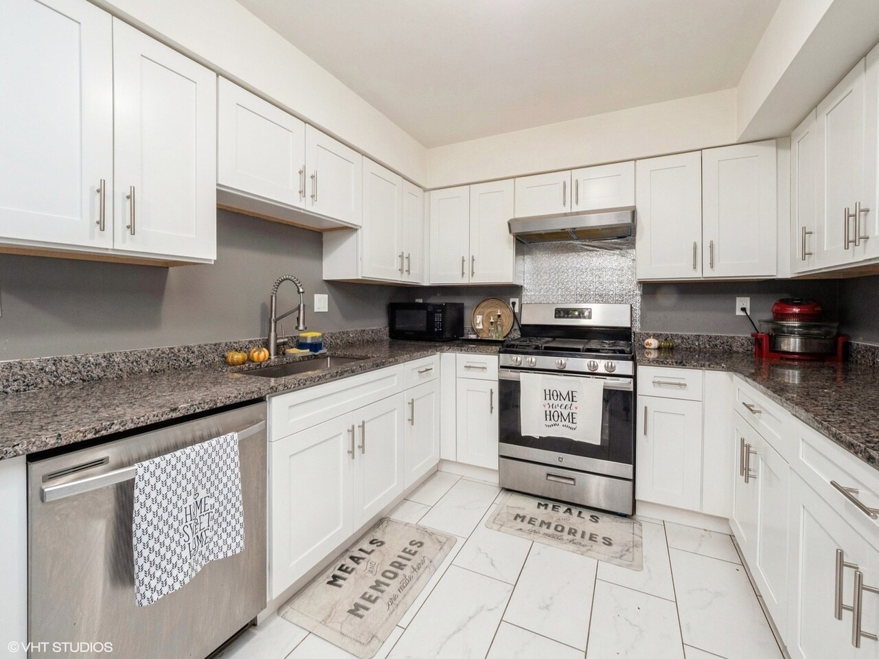 Building Photo - 625 Derry Ct