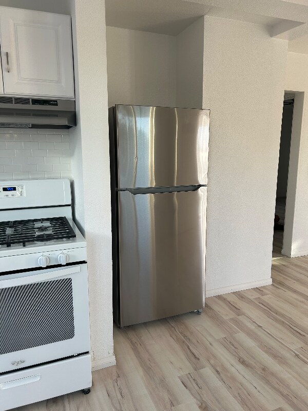 Building Photo - 532 S 39th St