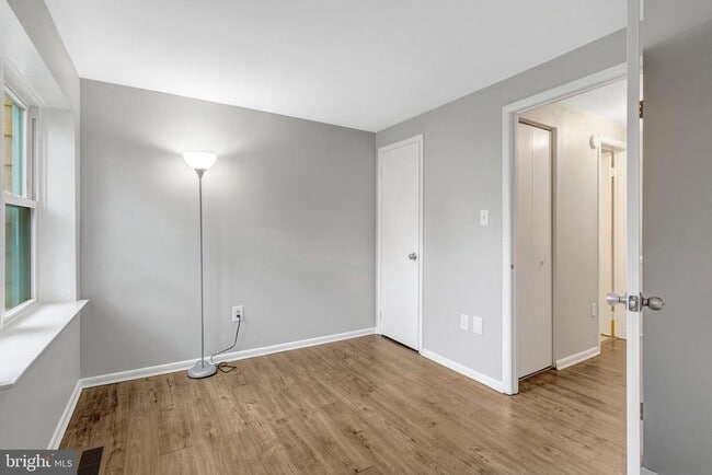 Building Photo - 13842 Beaujolais Ct