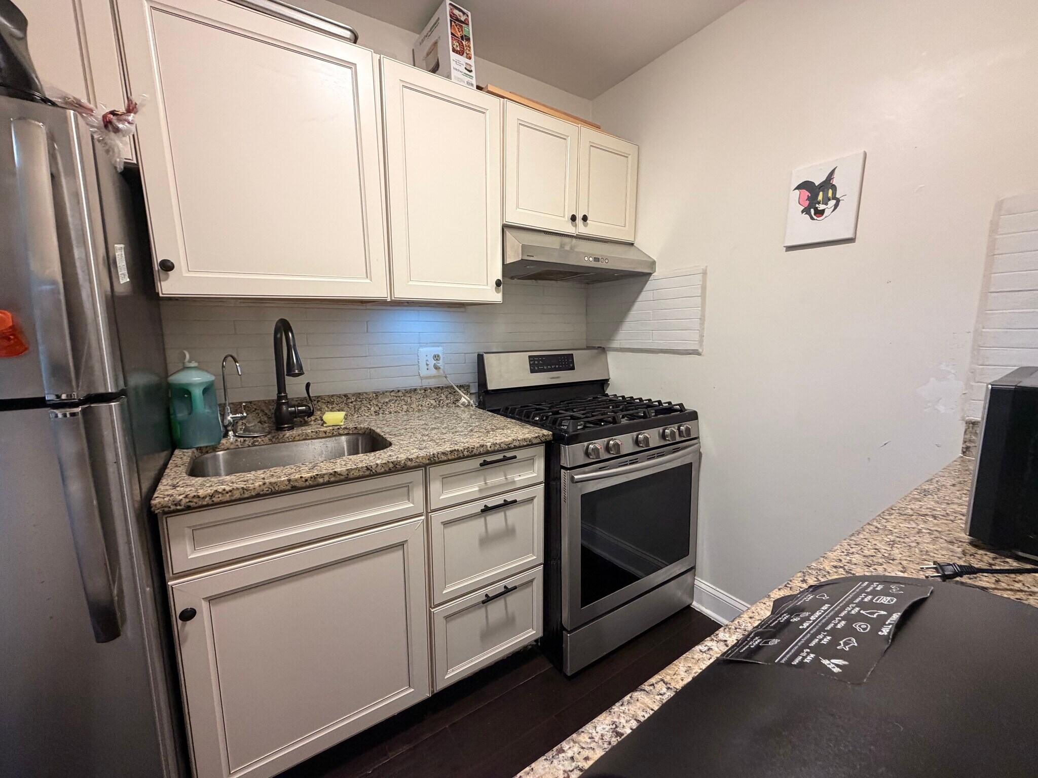 Building Photo - 1604 Renate Dr