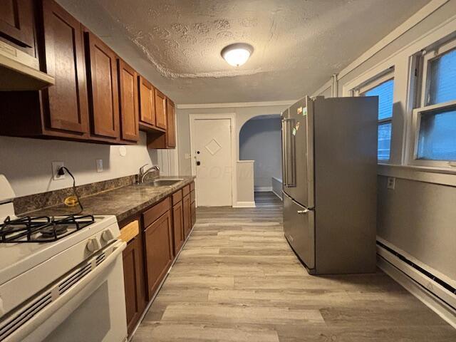 Building Photo - 762 N Dawson Ave