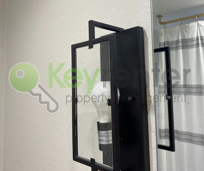 Building Photo - 2692 Bradford Way