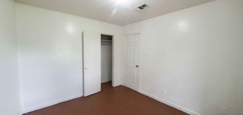 Building Photo - 2270 Johnson St