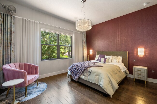 Building Photo - 8412 Via Vittoria Way