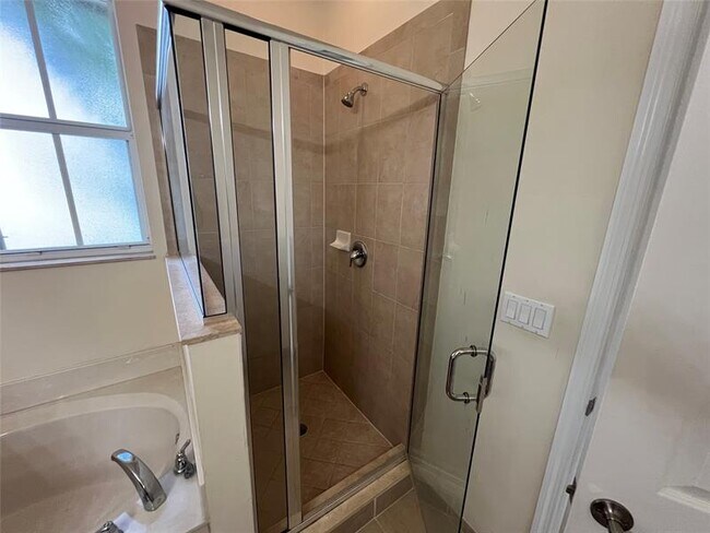 Building Photo - 4744 Monarch Way