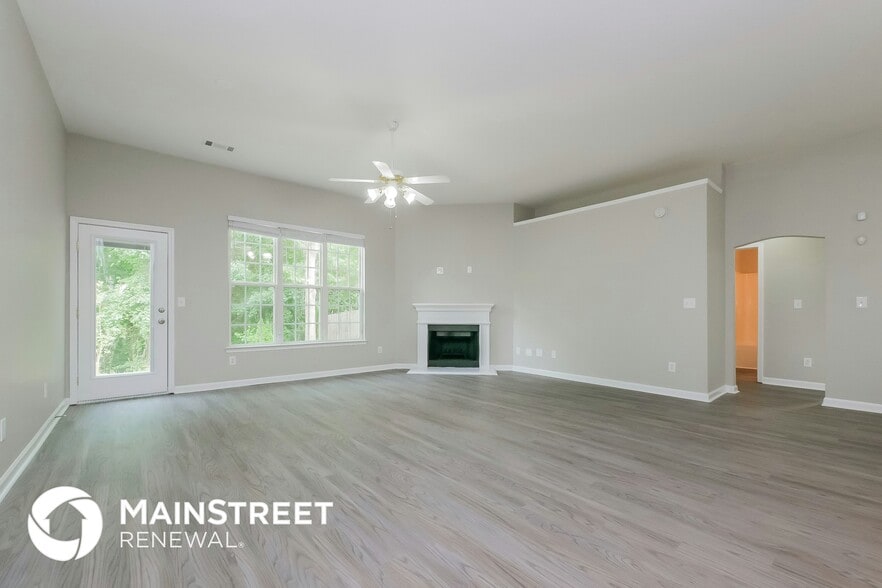 Building Photo - 10238 Deep Creek Pl