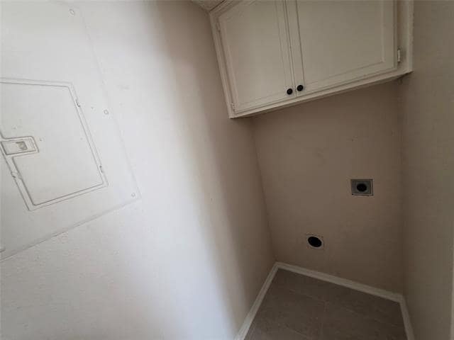 Building Photo - 620 Race St