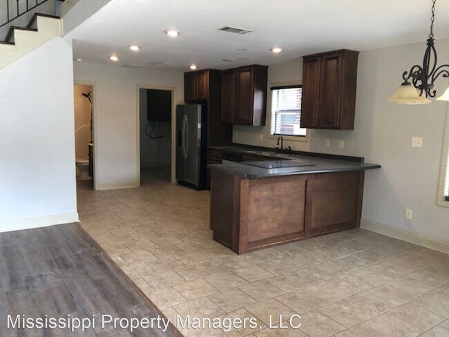Building Photo - 3 br, 2 bath House - 2080 Springfield Dr