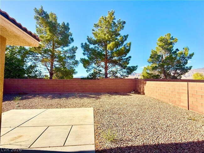 Building Photo - 5190 Lignum Ave
