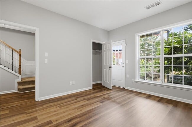 Building Photo - 1307 Greychurch Way