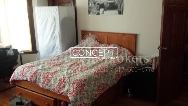 Building Photo - 14 Gardner St