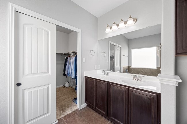 Building Photo - 772 Gabriel Mills Dr