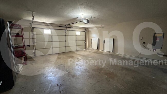 Building Photo - 2212 Canyon Valley Trail