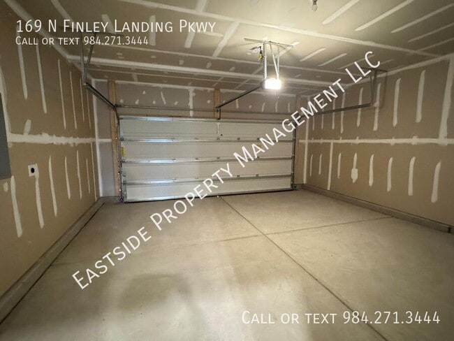 Building Photo - 169 S Finley Lndg Pkwy