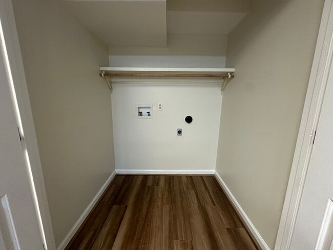 Building Photo - Fletcher Rental!
