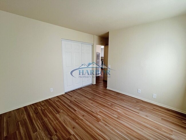 Building Photo - 4567 W 159th St