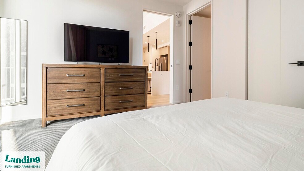 Primary Photo - 143 E Commerce St