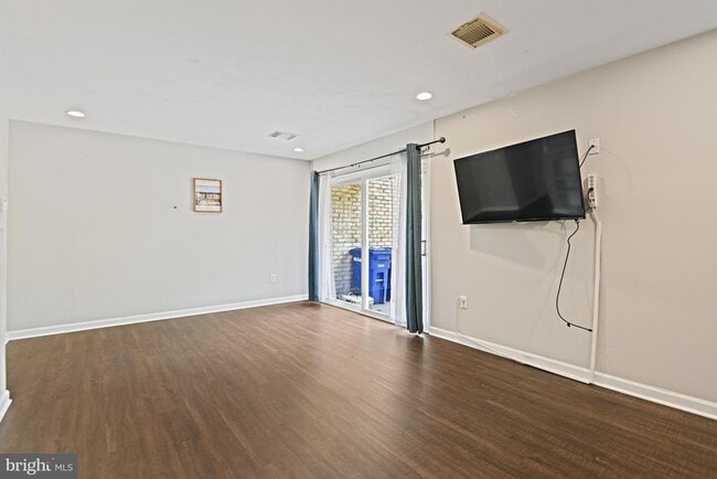 Building Photo - 1119 Shannon Pl
