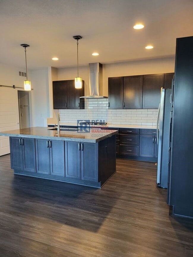 Building Photo - 14381 Mosaic Ave