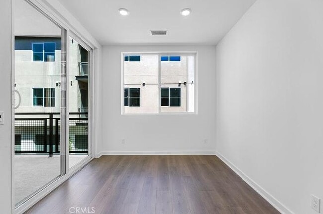 Building Photo - TYang