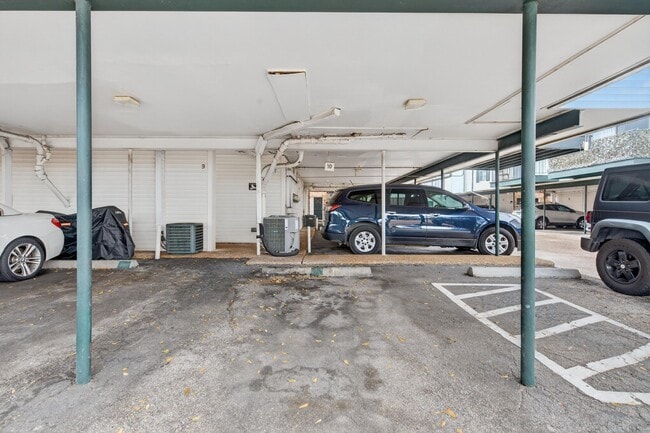 Building Photo - 3400 Timmons Ln