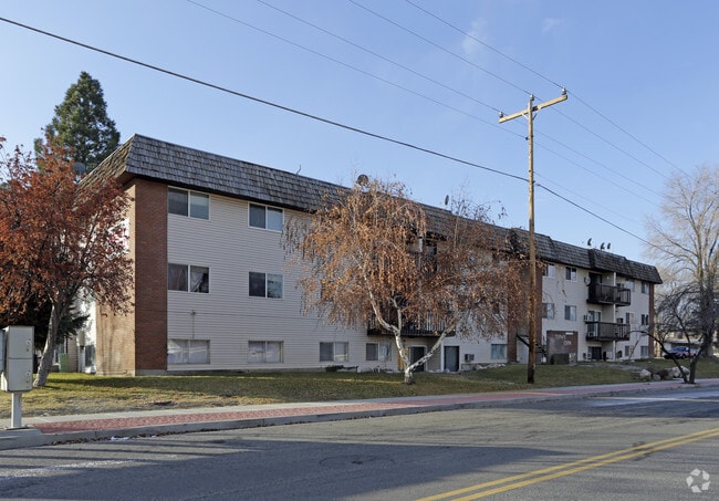 Building Photo - Terr Green Bldg 1