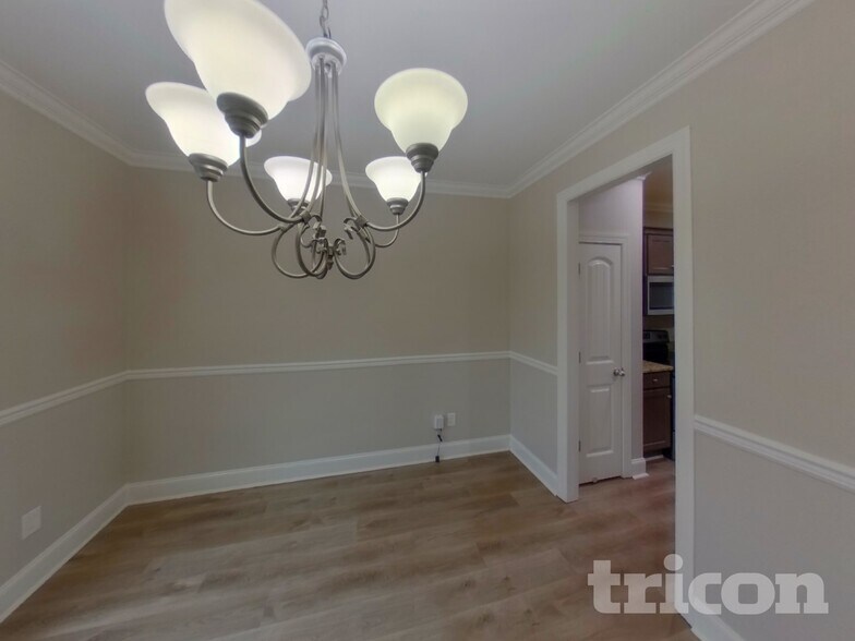 Building Photo - 1502 John Lee Ln