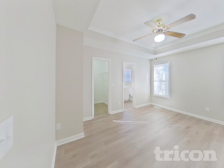 Building Photo - 118 Goldleaf St