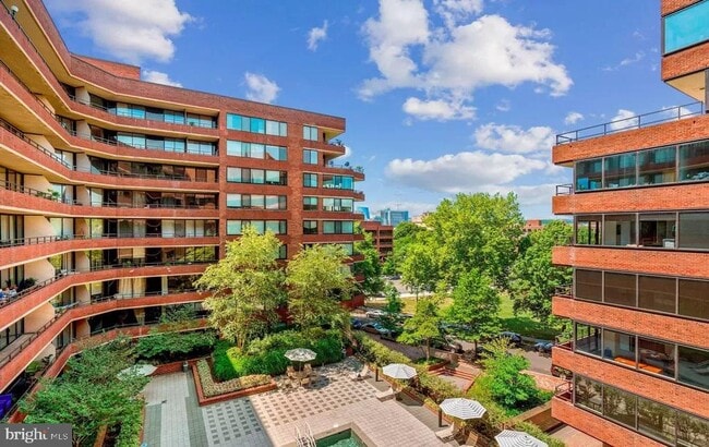 Building Photo - 2555 Pennsylvania Avenue NW