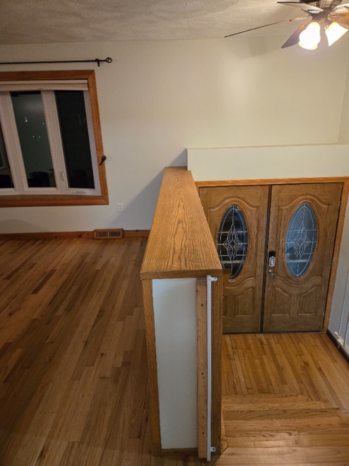 Building Photo - 2 Curt Rd