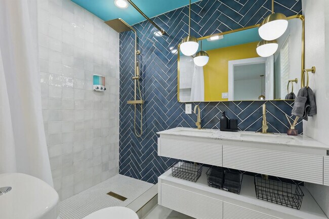 Building Photo - 13542 Purple Sage Rd