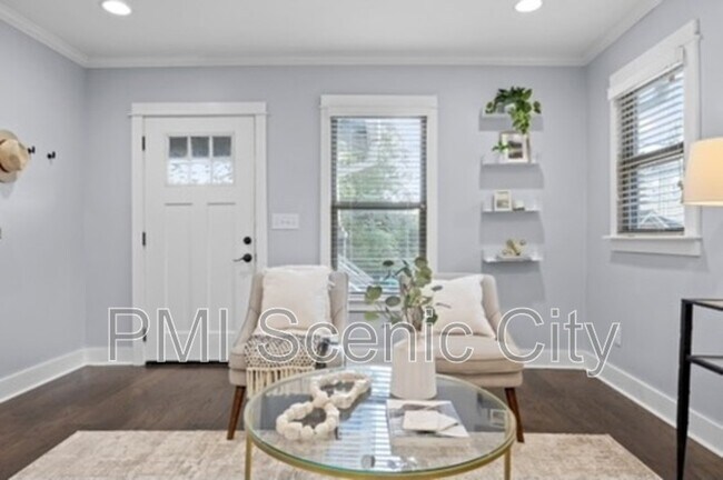 Building Photo - 3813 Pennsylvania Ave