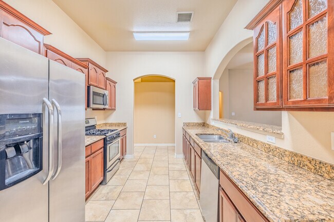 Building Photo - 14381 Alma Point Dr